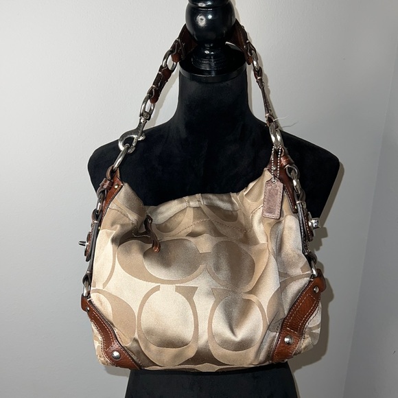 Coach Handbags - Coach signature Carly hobo K0828-13305 shoulder bag tan brown